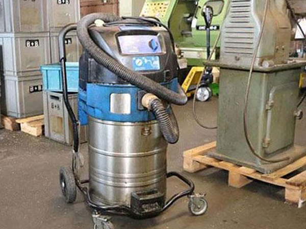 Thu mua máy hút bụi cũ Bình Dương